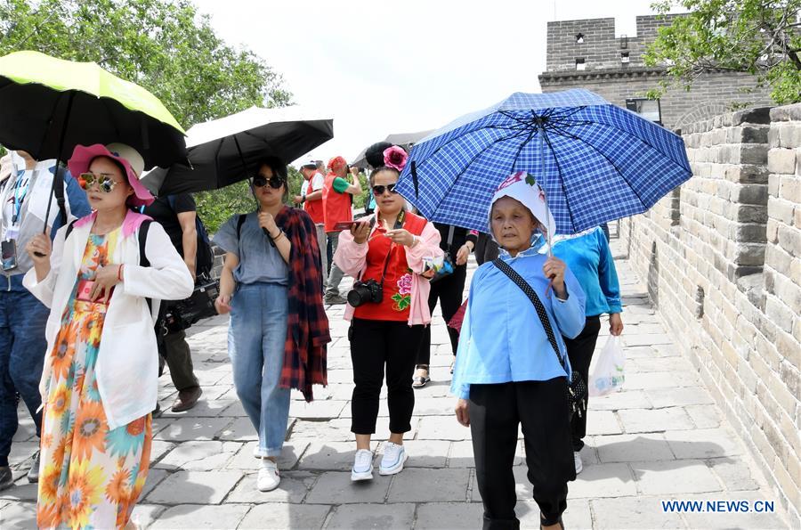 La Gran Muralla China de Badaling recibe más de 20.000 visitantes diarios