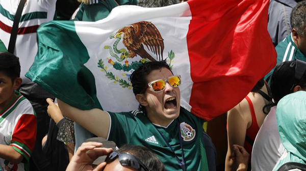 La FIFA acusa de homófobos a los hinchas mexicanos