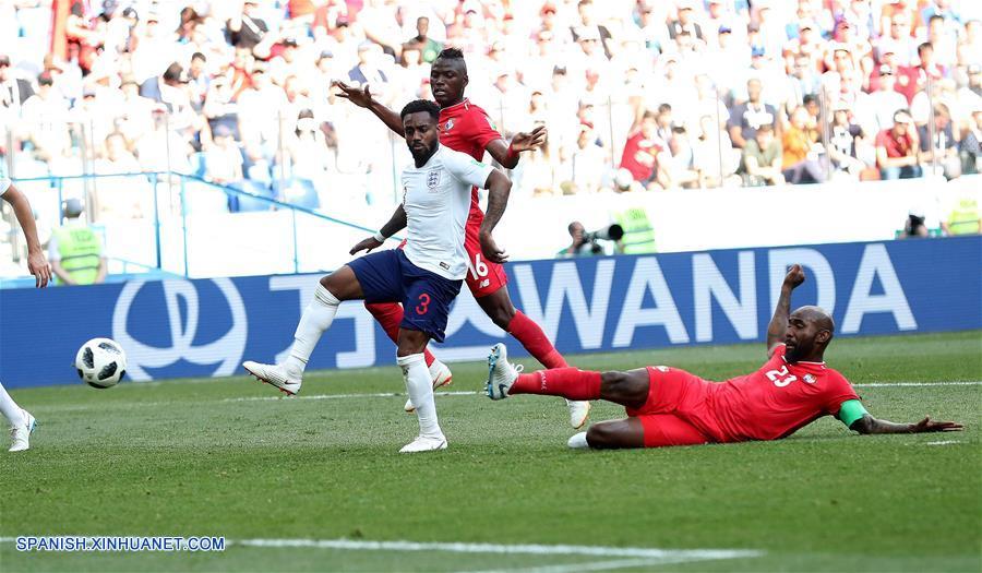 (Rusia 2018) Entrenador Hernán Gómez celebra primer gol de Panamá en Copa Mundial