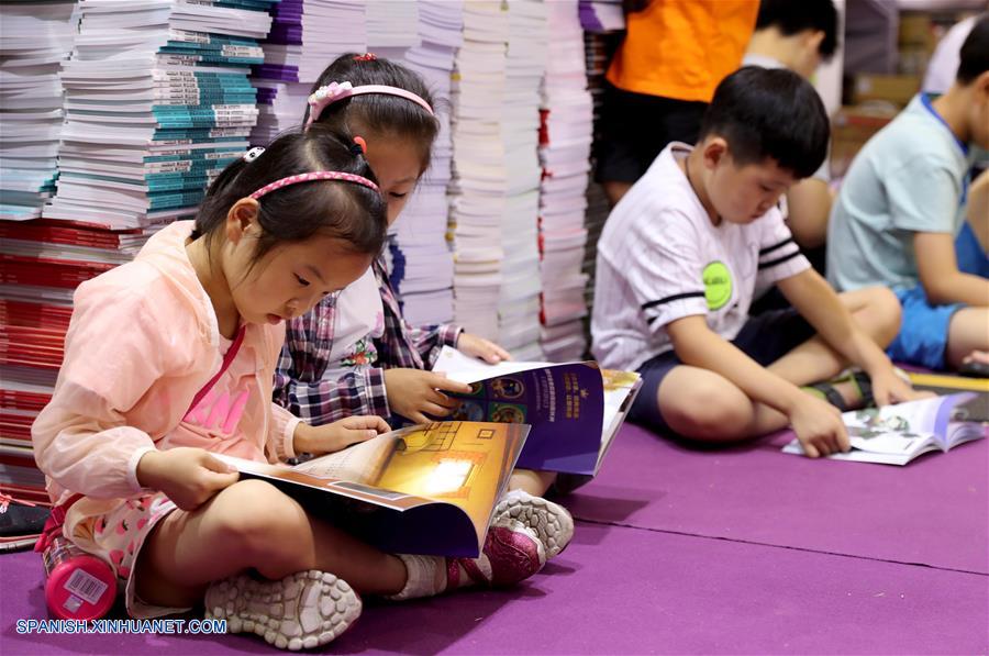 Se celebra la Feria del Libro de Shanghai 2018
