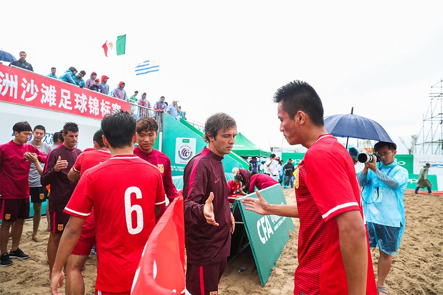 China podrá ser un referente mundial en lo que se proponga, destaca seleccionador nacional de fútbol playa
