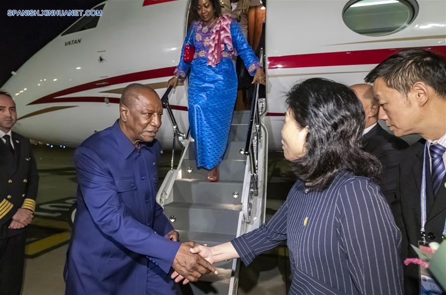 El presidente de Guinea llega a Beijing
