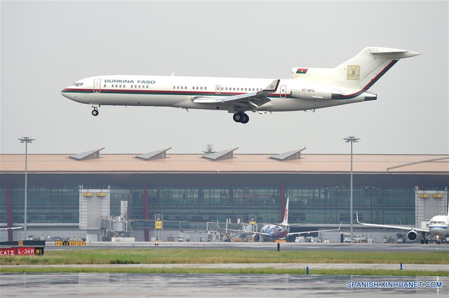 Presidente de Burkina Faso llega a Beijing