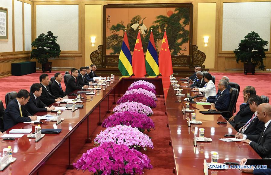 Xi se reúne con primer ministro de Mauricio