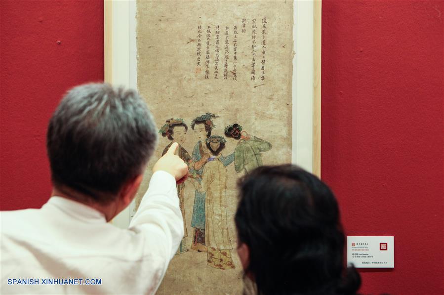 Se exhibe grabados en bloques de madera Shizhuzhai en el Museo Nacional de Arte de China