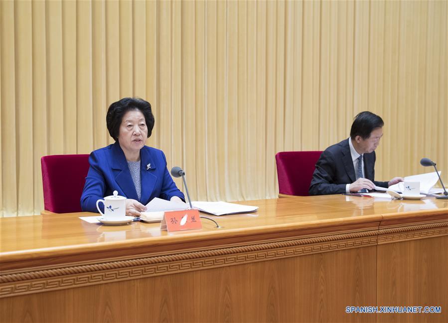 Viceprimera ministra china promete mejorar educación rural