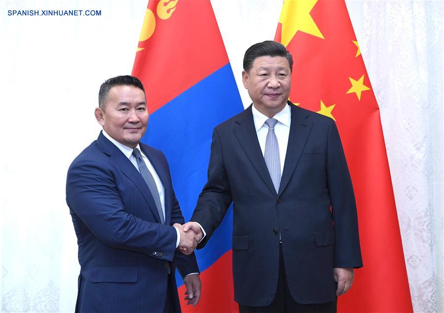 Presidente de China se reúne con su homólogo de Mongolia en Vladivostok