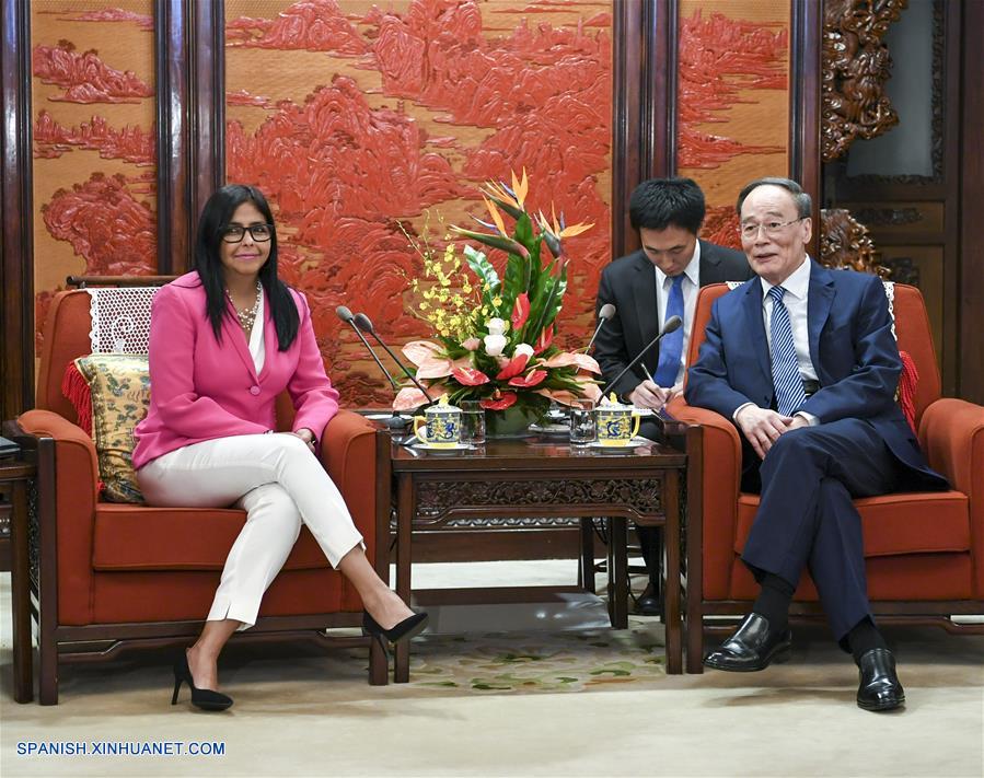 Vicepresidente chino se reúne con su homóloga venezolana