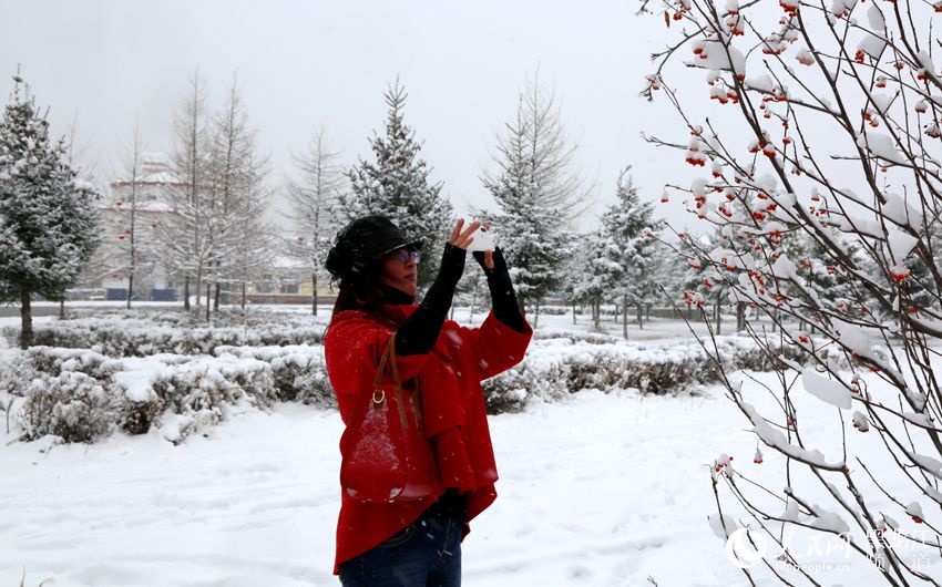 Cae nieve en la ciudad más fría de China