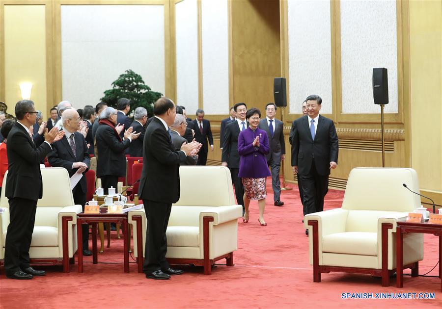 Xi insta a Hong Kong y Macao a abrazar reforma y apertura de la nación para un mayor desarrollo