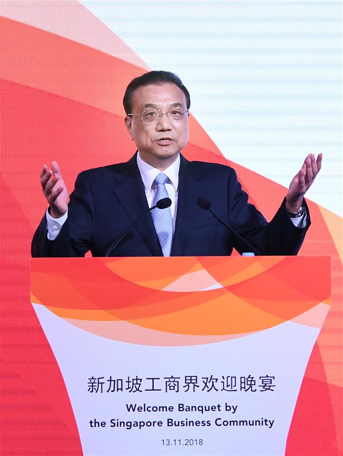Primer ministro chino pide aumentar cooperación económica China-Singapur
