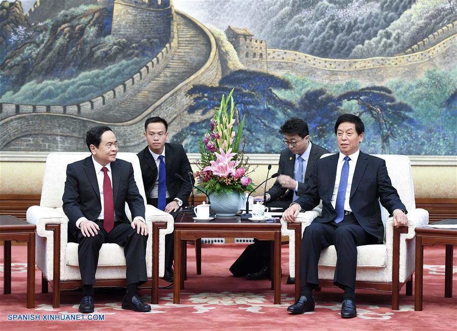 Líderes chinos se reúnen con presidente de Frente de la Patria de Vietnam