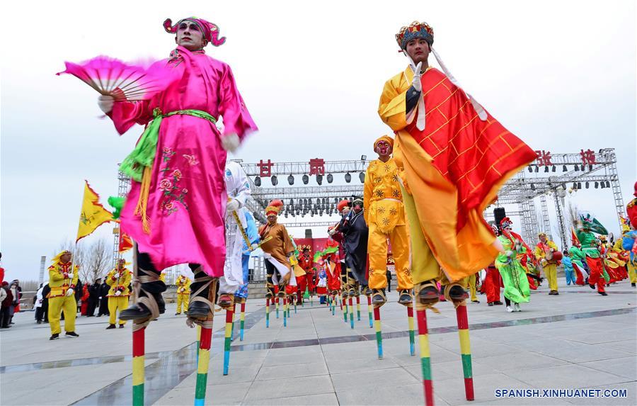 Danzas folclóricas en China