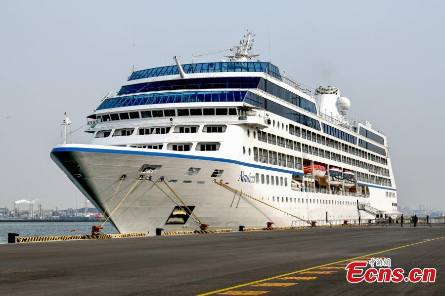 Dalian da la bienvenida al primer crucero de lujo este año