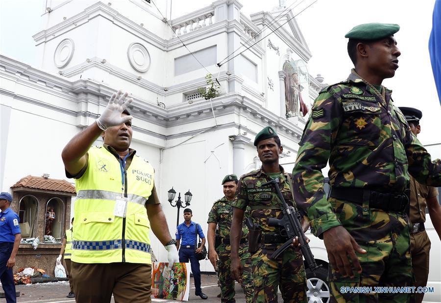 RESUMEN: Atentados bomba dejan 192 muertos y más de 470 heridos en Sri Lanka, impuesto toque de queda