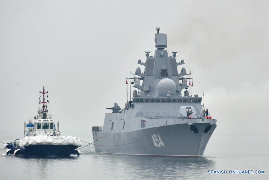 Fragatas extranjeras llegan a Qingdao para desfile naval del aniversario de Armada china
