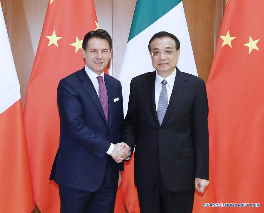 (Franja y Ruta) Primer ministro chino se reúne con su homólogo italiano