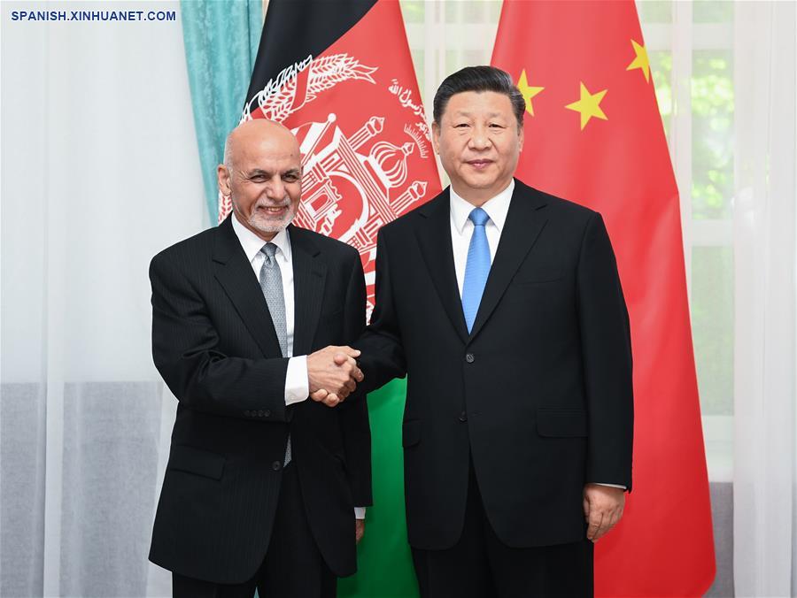El presidente chino, Xi Jinping, se reúne con el presidente de Afganistán, Mohammad Ashraf Ghani, en Bishkek, Kirguistán, el 13 de junio de 2019. (Xinhua/Xie Huanchi)