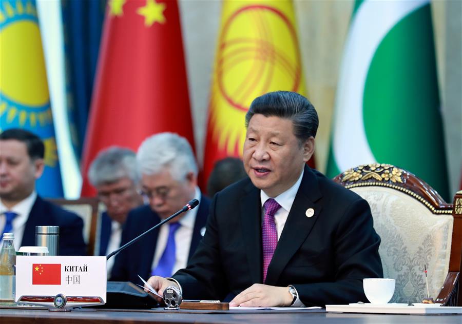 BISHKEK, 14 junio, 2019 (Xinhua) -- El presidente chino, Xi Jinping, pronuncia un discurso en la 19ª reunión del Consejo de Jefes de Estado de la Organización de Cooperación de Shanghai (OCS), en Bishkek, Kirguistán, el 14 de junio de 2019. (Xinhua/Ding Lin)