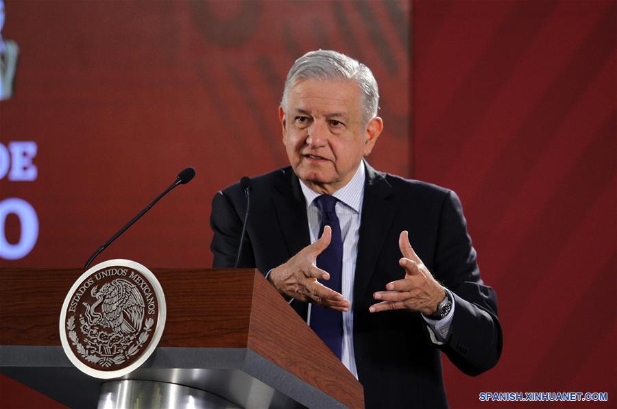 Presidente mexicano dice que avanza plan migratorio acordado con EEUU