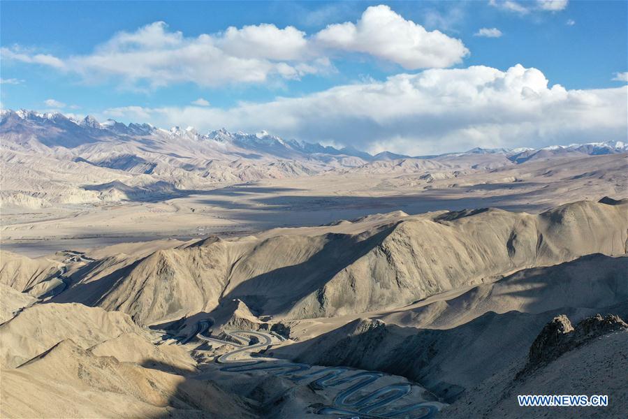 La “carretera al cielo” de Xinjiang