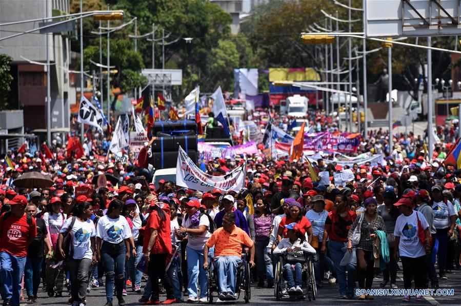 CARACAS, 8 marzo, 2020 (Xinhua) -- Ciudadanos participan en una manifestación por el Día Internacional de la Mujer en Caracas, Venezuela, el 8 de marzo de 2020. (Xinhua/Marcos Salgado)