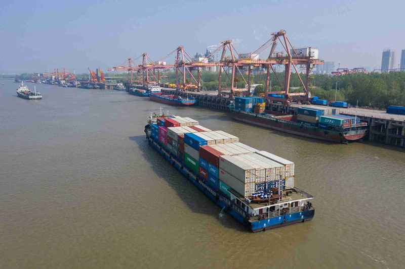 El puerto de Wuhan vuelve a entrar en operación