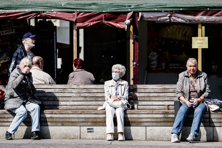 Alemania extiende restricciones de distanciamiento social hasta inicios de mayo