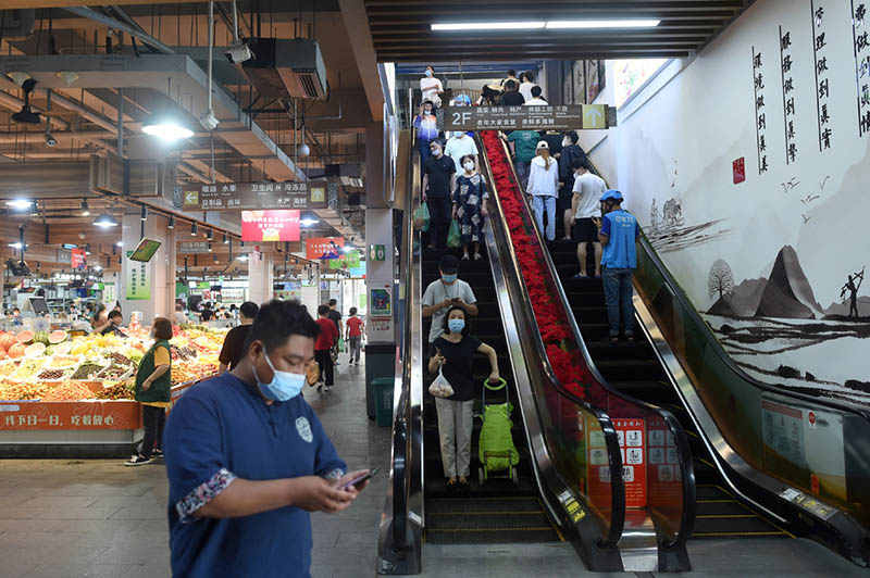 Vista del Mercado Campesino de Luojiazhuang, en Hangzhou, primer mercado 5G de la provincia de Zhejiang, 17 de mayo del 2020. [Foto: Xinhua]