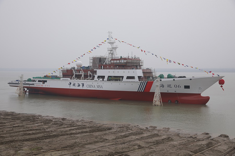 China bota un barco de patrulla marina en un astillero de Wuhan