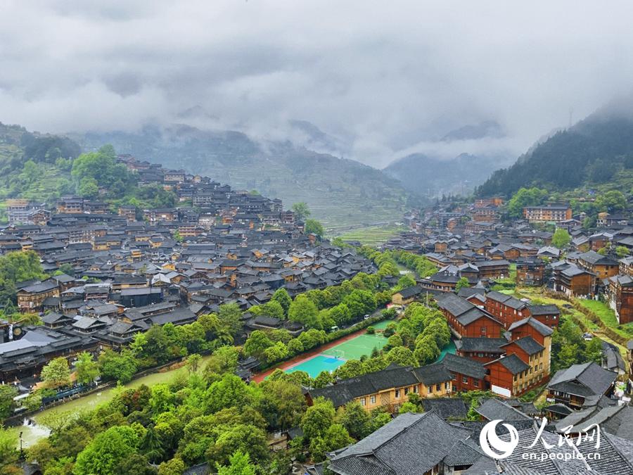 La aldea Xijiang Qianhu Miao es el centro poblacional Miao más grande del mundo. (Foto: Pueblo en Línea/ Kou Jie)