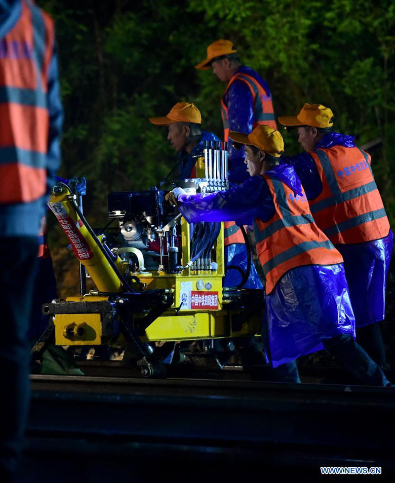 Desviado ferrocarril de alta velocidad de China para proyecto de trasvase de agua