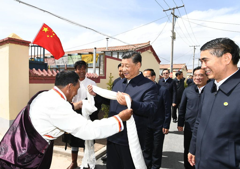 Xi inspecciona distrito de Gangcha en Qinghai