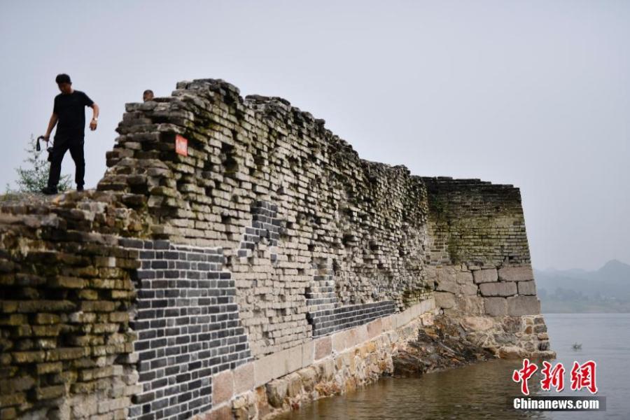 Ruinas de la Gran Muralla emergen en Hebei