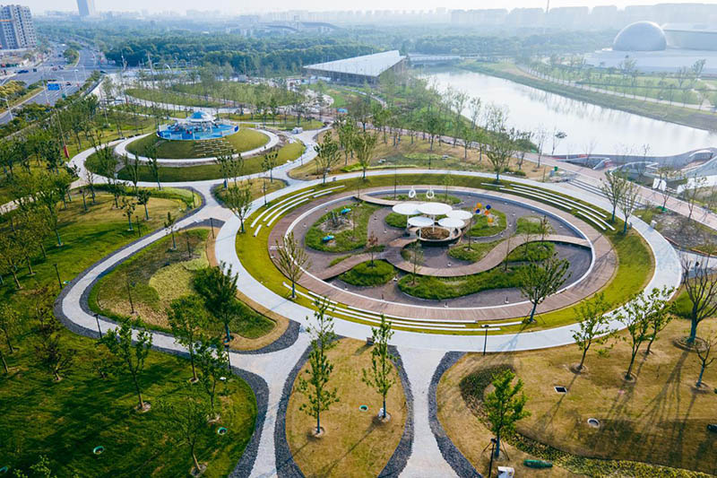 El parque es uno de los proyectos modelo del programa piloto nacional "Ciudad Esponja". [Foto proporcionada a chinadaily.com.cn]