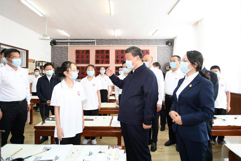 Xi inspecciona distrito noroccidental chino de Suide