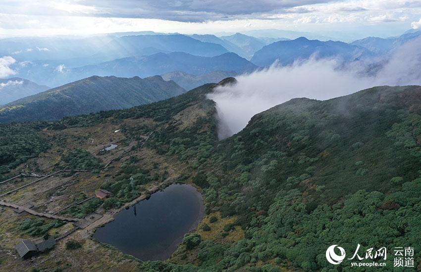 La foto muestra el paisaje de la Reserva Natural Nacional de Jiaozishan en la provincia de Yunnan, en el suroeste de China. (Foto / Jia Xiang)