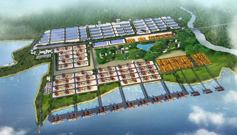 El gran puerto de la región superior del río Yangtze entra en operaciones