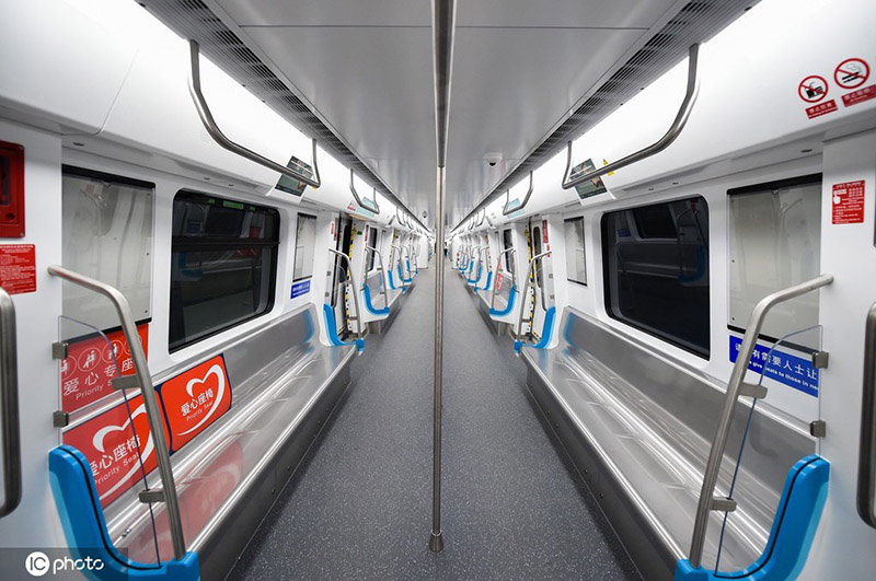 La primera línea de metro sin conductor en Shenzhen entra en operación de prueba