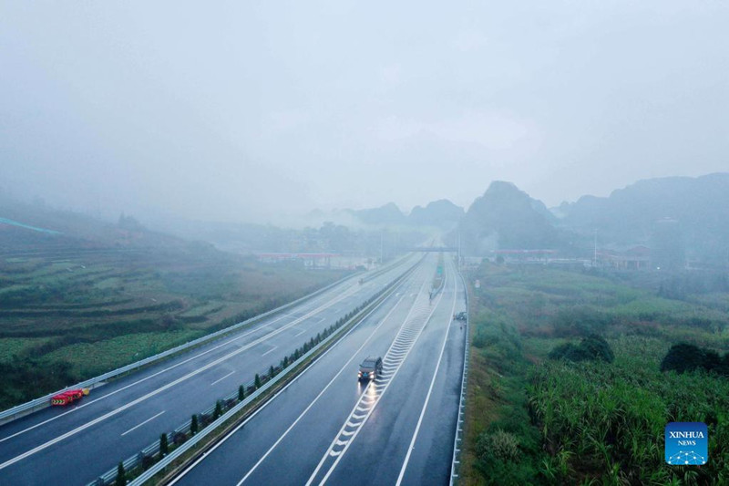 Autopista Guangxi Guilin-Liucheng pronto abrirá al tráfico