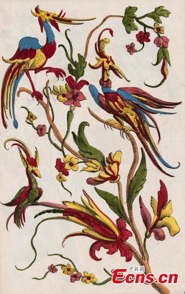 Una pintura de pájaros y flores de estilo chino del pintor alemán Johann Christoph Weigel se exhibe en la Colección Estatal de Arte de Dresde en Alemania, el 19 de noviembre de 2021. (Foto / China News Service)