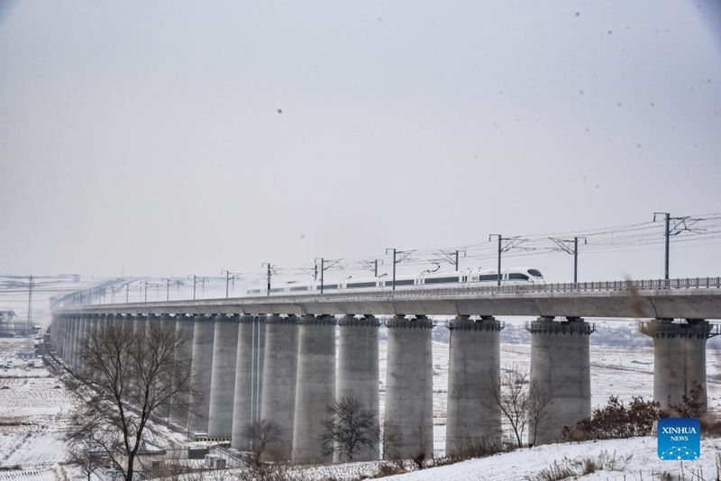 El ferrocarril de alta velocidad más oriental de China comienza a operar