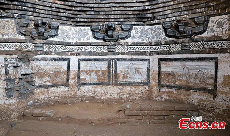Descubren nuevos murales polícromos en una histórica tumba de Shanxi