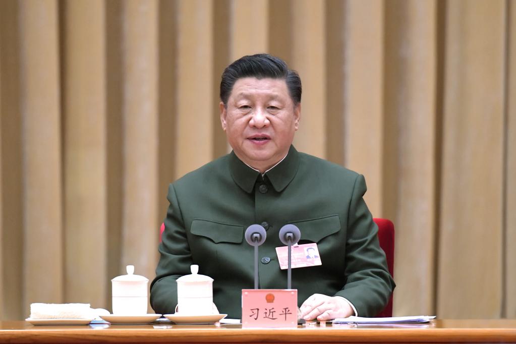 Xi destaca importancia de administrar las fuerzas militares de acuerdo con la ley