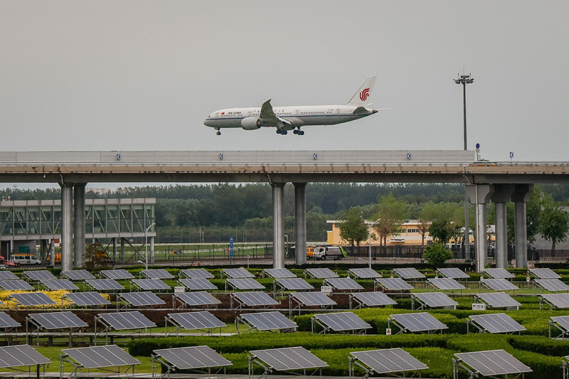 Más aerolíneas reanudan vuelos internacionales a China