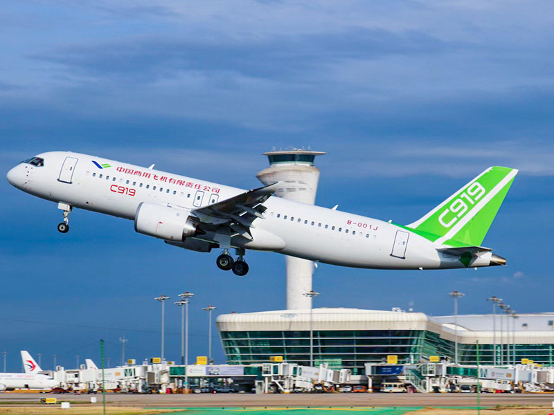 El avión C919 podría recibir la certificación para volar en 2023