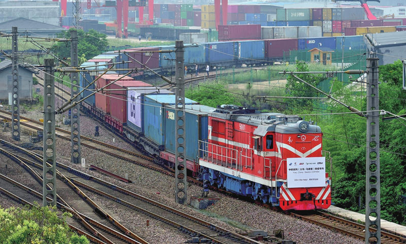 El Tren Expreso de Carga China-Europa ofrece estabilidad a la cadena de suministro de 24 naciones