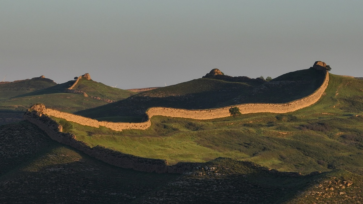 Magnífico paisaje de la sección Yezhukou de la Gran Muralla en Shenchi, provincia de Shanxi. [Foto: Xiao Wei / Chinadaily]