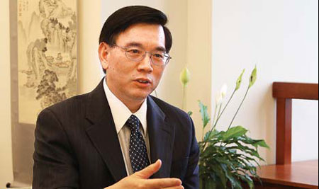 Lin Jianhai: China debe consolidar los cinco pilares de la economía frente a los desafíos  globales