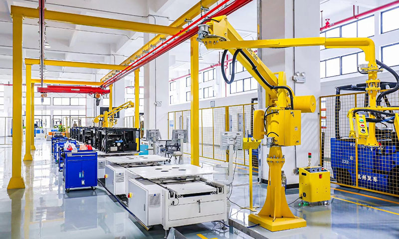 China lanza la primera línea de producción de vehículos industriales de hidrógeno